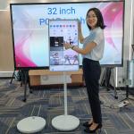 32 Inch Private Moving Standing Touch Screen Kiosk With Battery