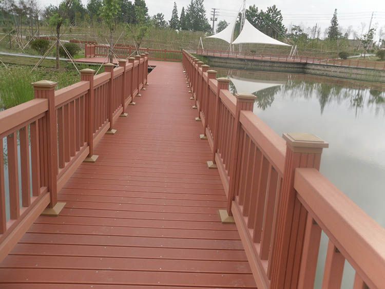 Eco-Friendly Wood Plastic Composite WPC Garden Decking Flooring