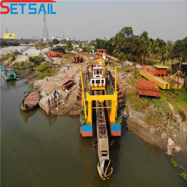 China New Customized Water Flow 800m3 Cutter Suction Dredge Equipment