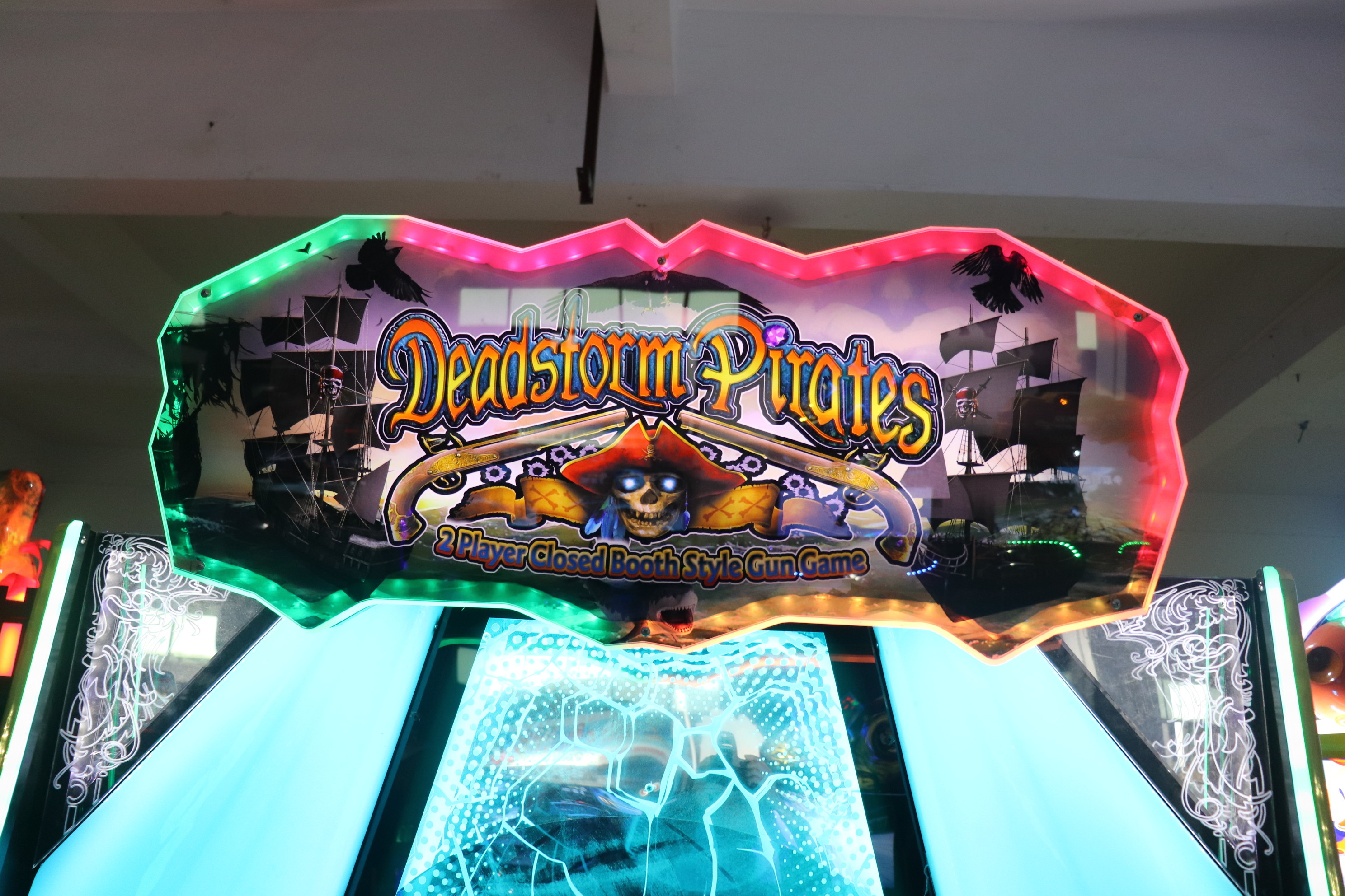 Adults Arcade Video Game Machine , Deadstorm Pirates House Full Size Arcade Machine