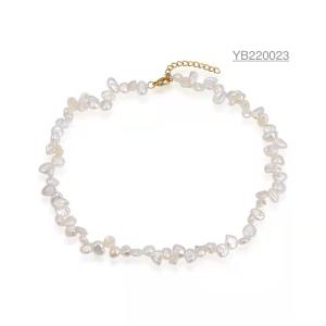China vintage luxury brand hand chain small faux pearl bracelet Stainless steel bangle wholesale