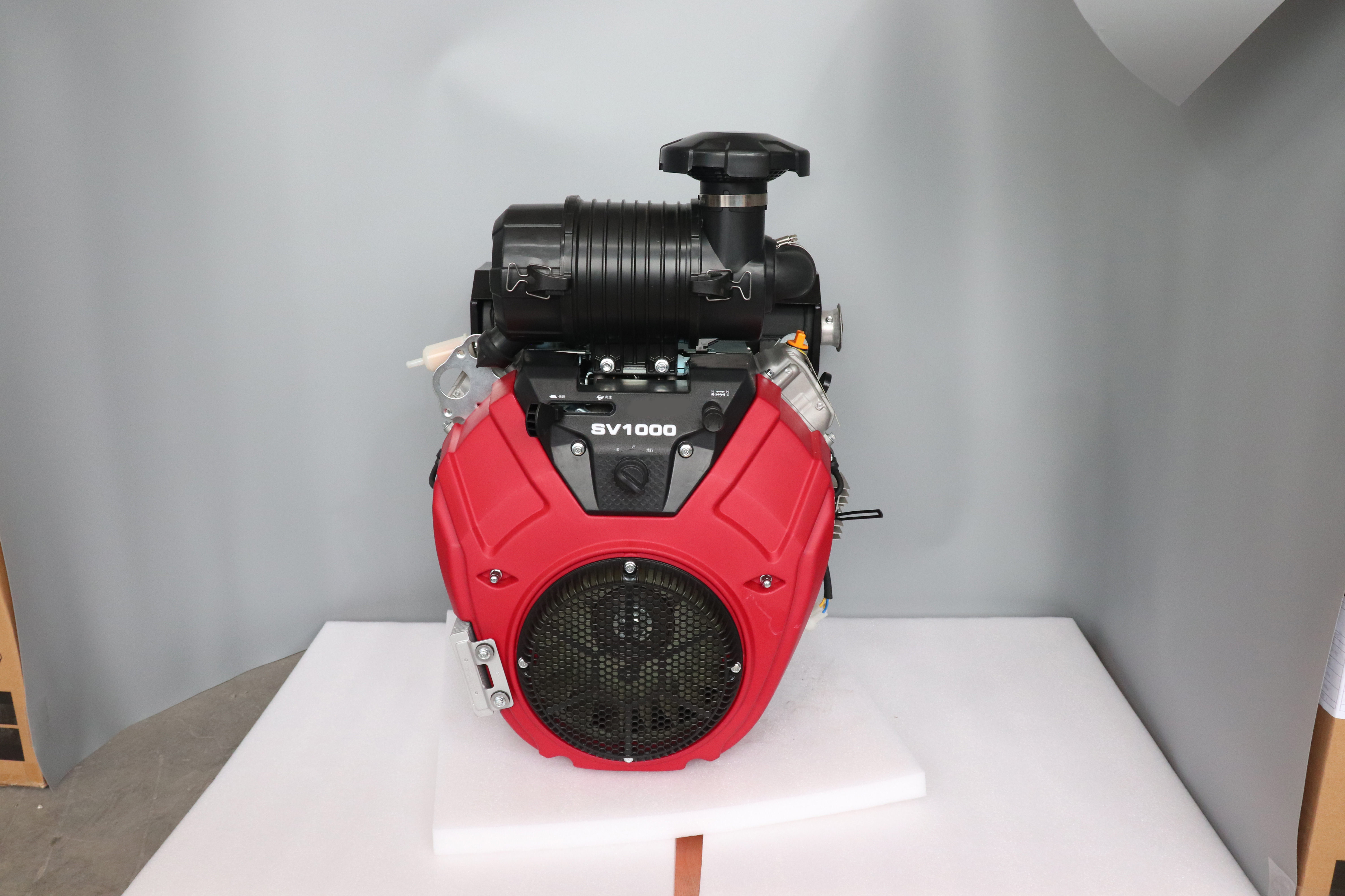 35HP High Power SV1000 2 Cylinder Gasoline Engine 999cc Max Torque 70-2500 N.m-r/min