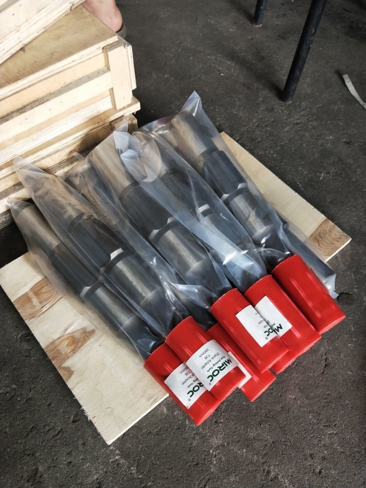 High Strength Alloy Steel Drill Extension Rod / Drill Rods For Quarrying / Construction