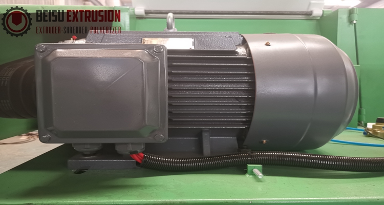 Pipe Crusher With Slice Blade