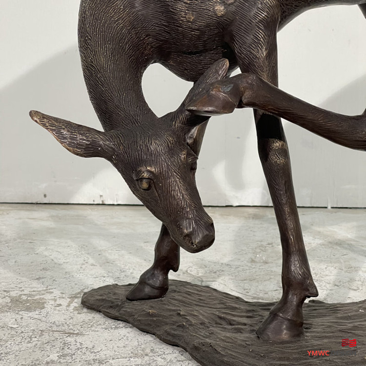 Custom Printing Life-Size Bronze Sika Deer Sculpture for Large Metal Animal Statues