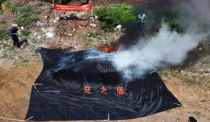 China Silica Fiberglass Fabric for EV CAR FIRE BLANKET wholesale