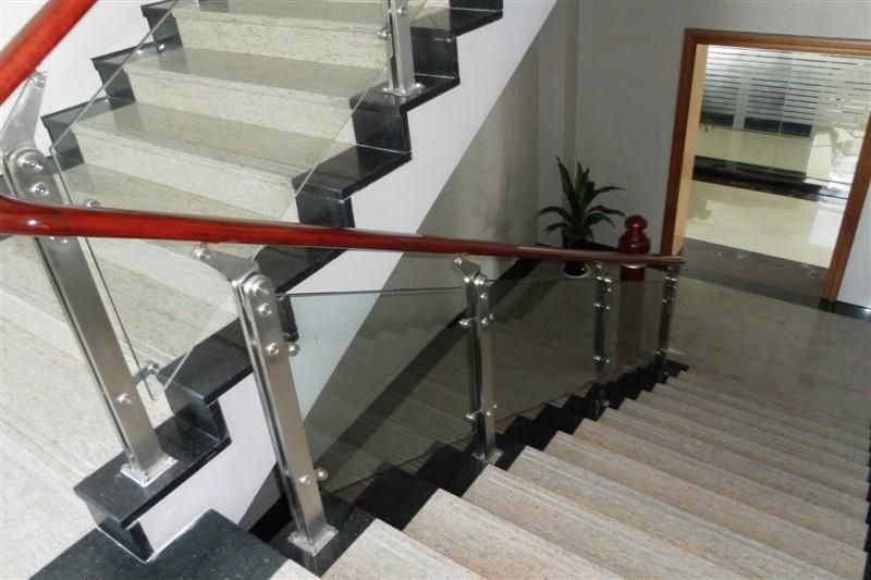 Stainless steel glass/rod balustrade posts satin /mirror finish