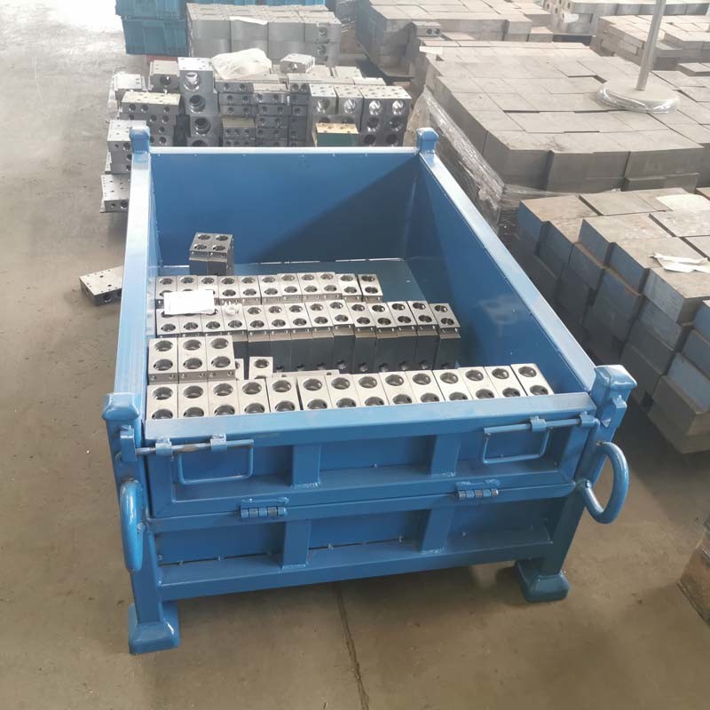 Heavy Duty Stackable Metal Pallet Cage For Warehouse Storage Mesh Bins