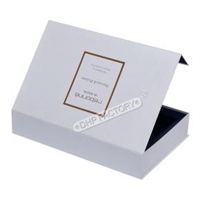 China Exquisite White Hard Gift Box With Magnetic Closure Lid Garment Packing Boxes wholesale