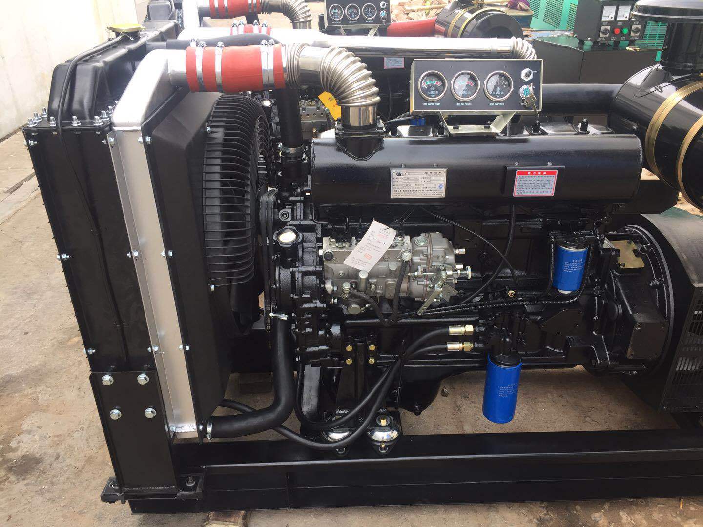120KW Weifang Diesel Generator Set with Advanced Technology and Water Cooling System