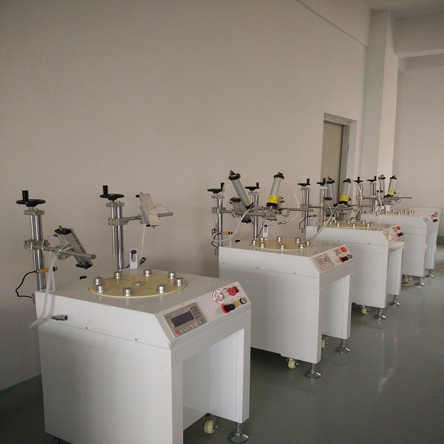Floor Stand Automatic Glue Dispenser Round Glue Dispensing System 200W For LED Bulb