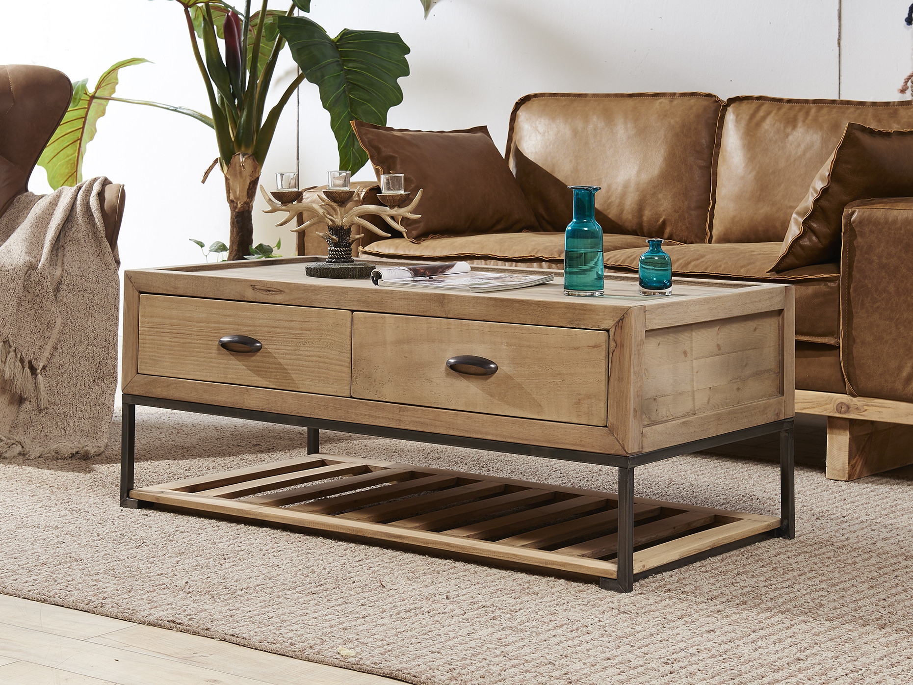 Pine Wood Trunk Living Room Table , Vintage Steamer Trunk Coffee Table With Drawers