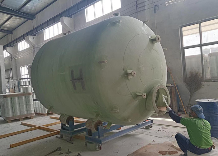 2000mm*3520mm Horizontal Frp Softener Water Tank Cylindrical Cross Wound