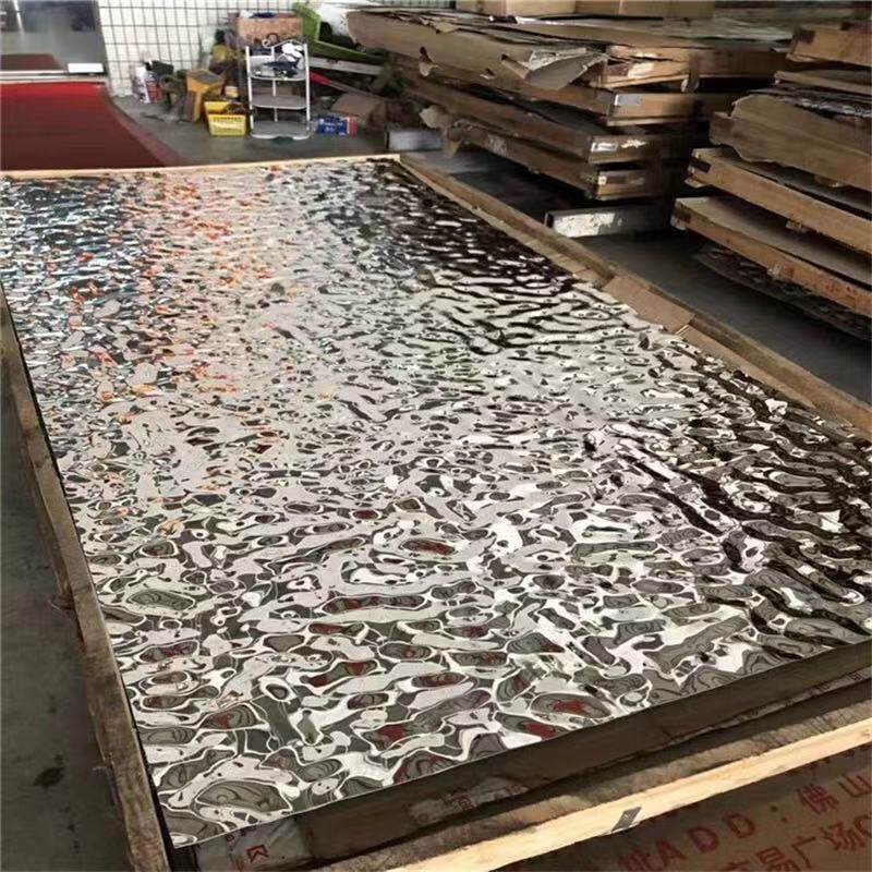 SS 304 PVD Golden Ceiling Wall Panels Decorative Water Ripple Plate