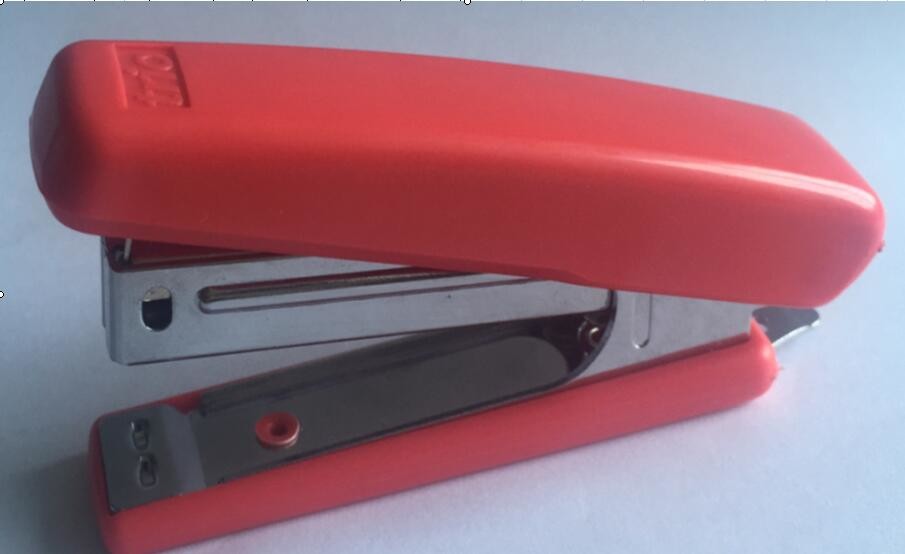 Red Color 10 Sheets Paper Available #10 staple Plastic And Metal Material Stapler