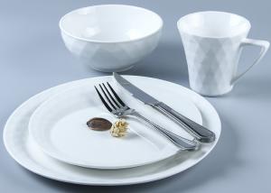 China Simple Emboss 16pc White Porcelain Dinnerware Sets wholesale