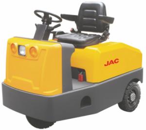 China Battery Operated 4 Wheel Platform Truck , Airport Tow Tractor High Range Steering Design wholesale
