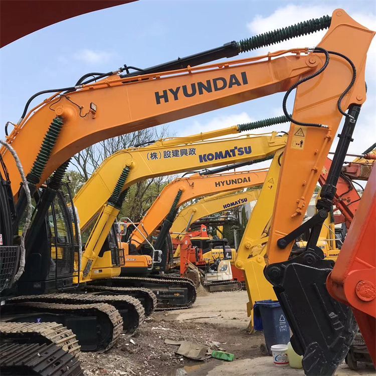 Korea Original Crawler 22 Ton Used Hyundai 220 Excavator Shipping Size 11530x3340x4165mm