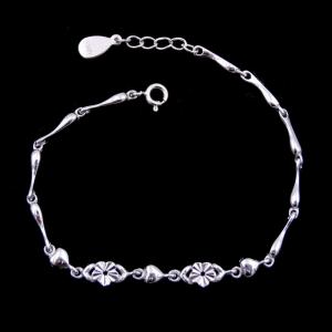 China Girls Simple Silver Bracelet Flowers Design / Pure 925 Silver Bracelet Jewelry wholesale