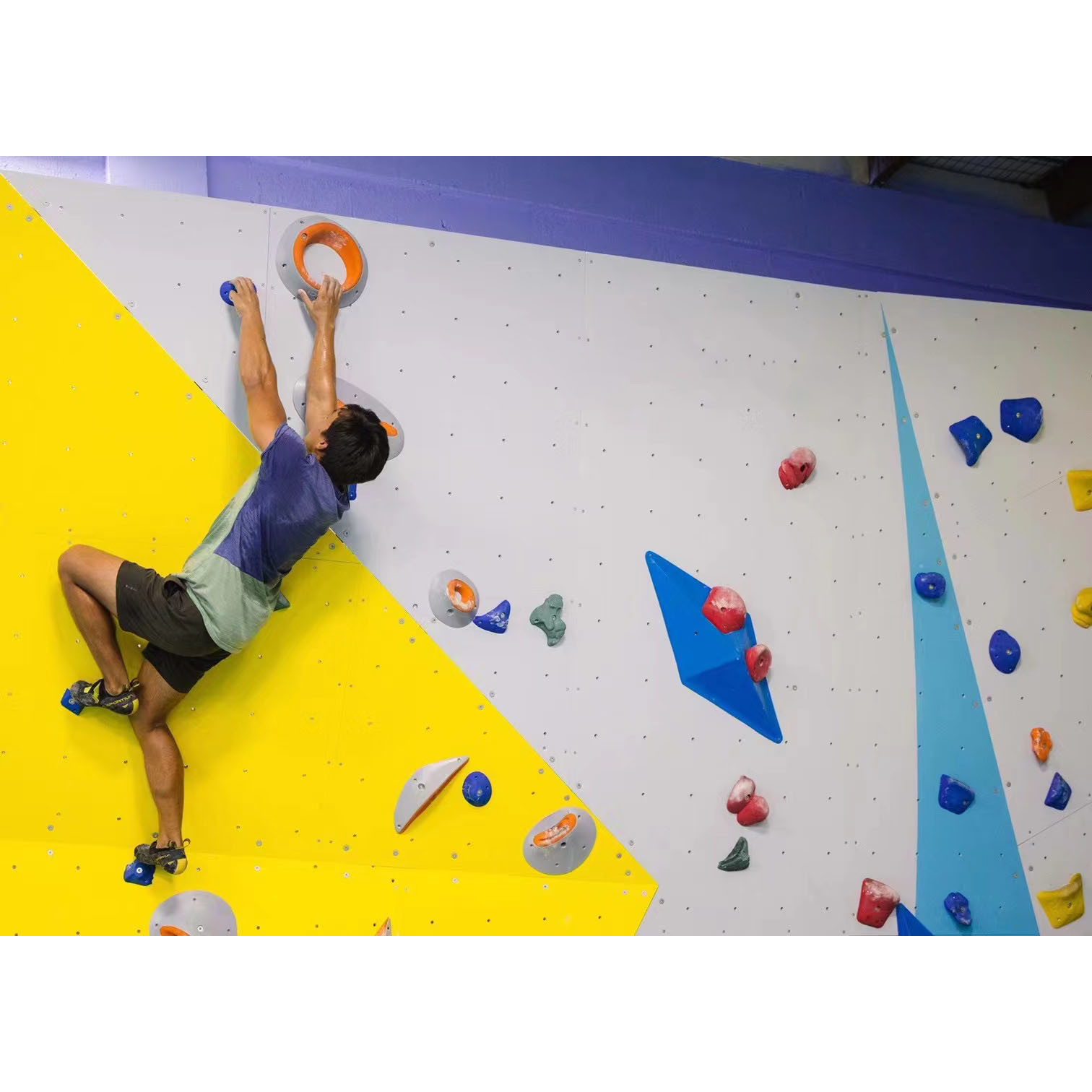 Adventure Park Climbing Wall Holds Climbing Volumes PU Resin Material