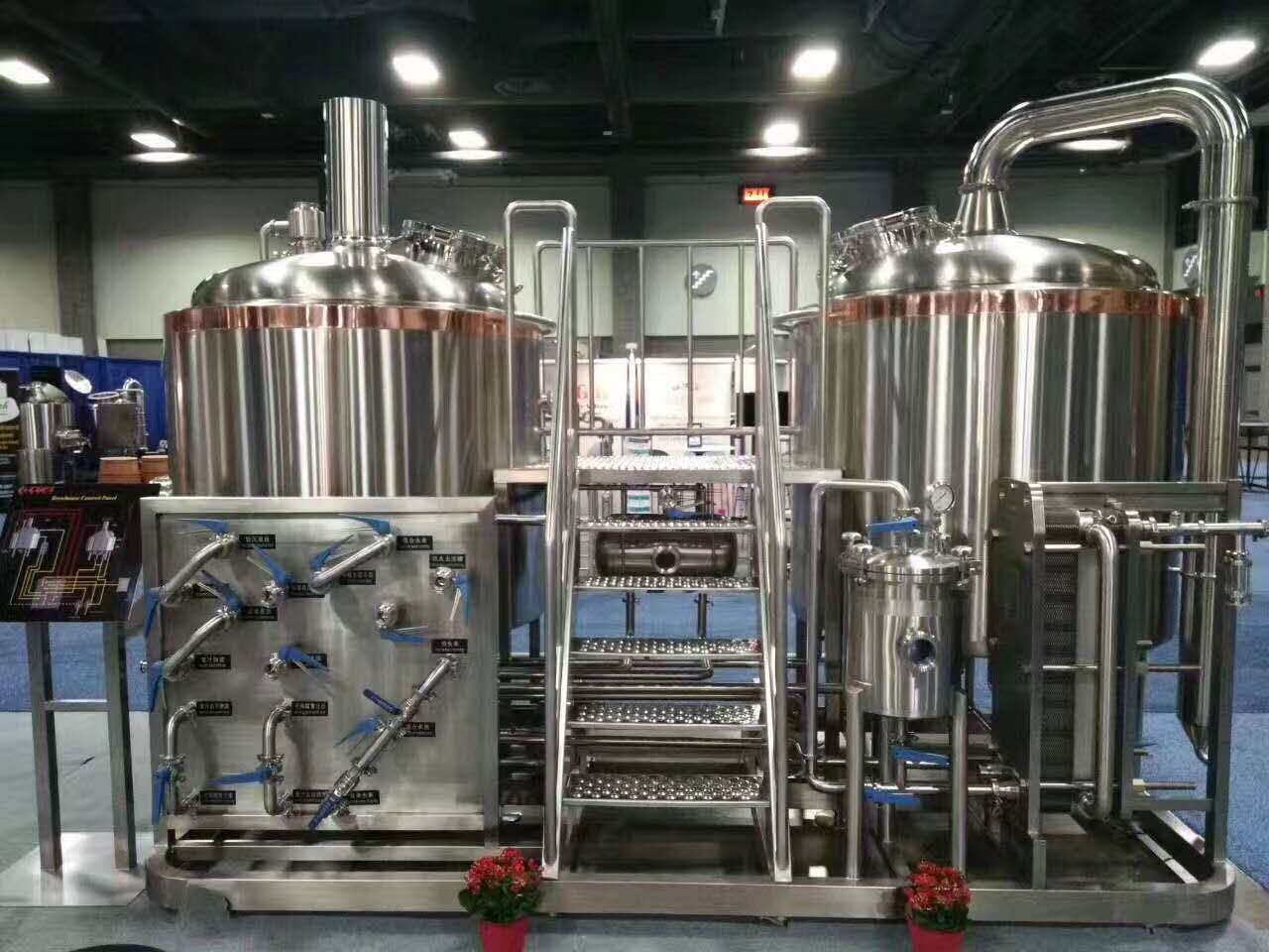 500L 1000L SS304 Microbrewery Equipment Turnkey Brewpub Systems Vertical Type