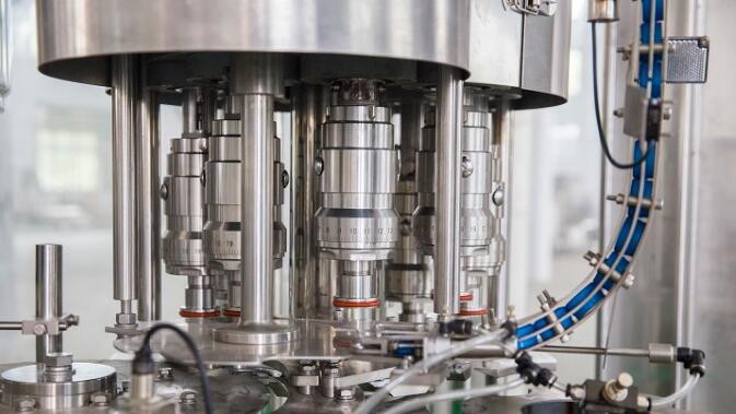 SUS316 8000BPH Spring Water Bottling Line ROAL Capping 120mm Bottle