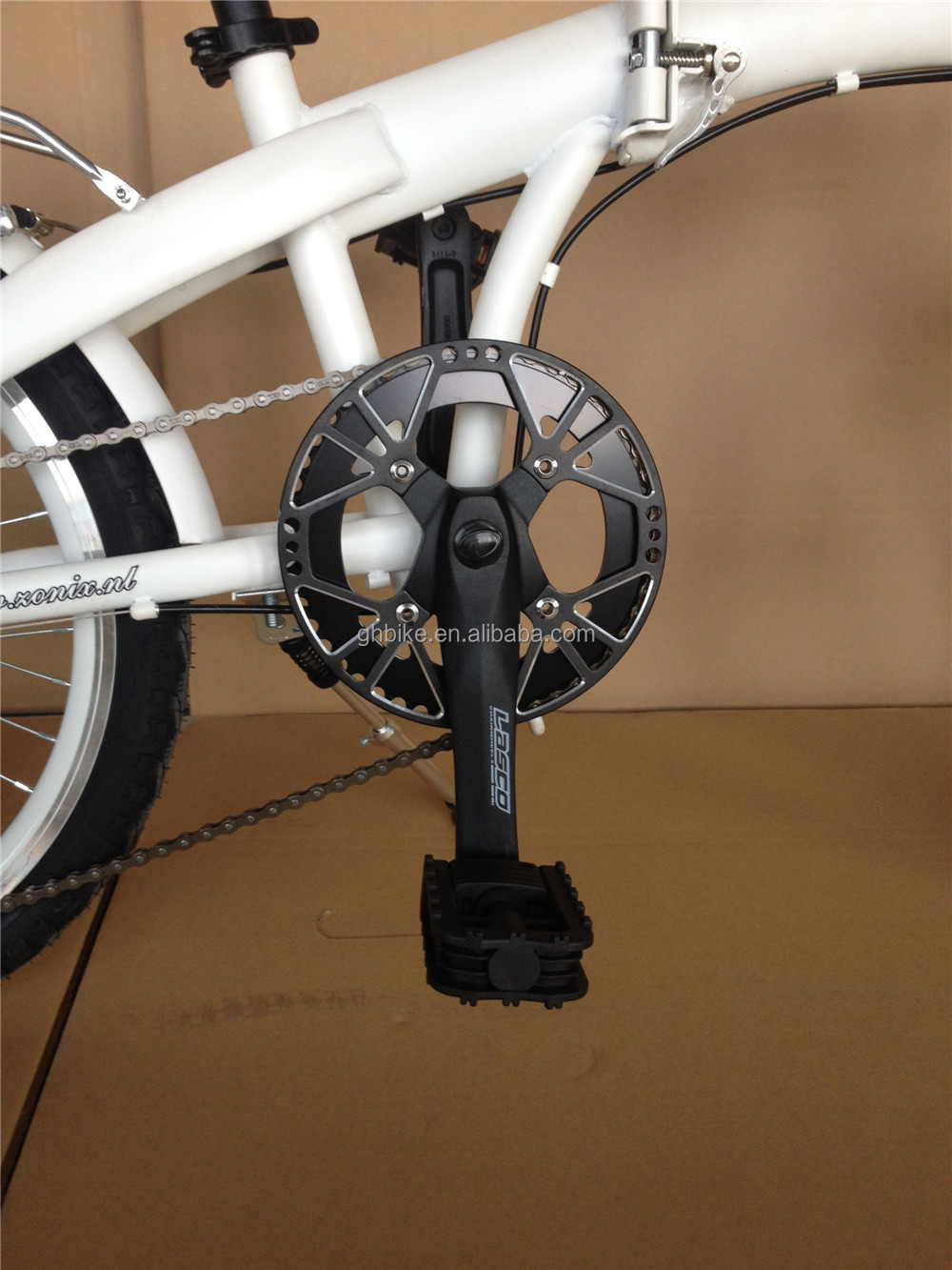 Lightweight 20 Inch Adult Unisex Folding Bicycle with 7 Speed Aluminium Lasco Wheelset