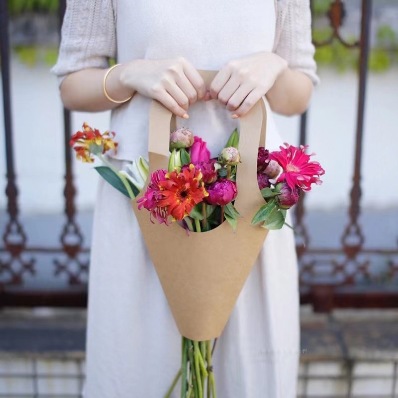 S M L Kraft Paper Flower Bags Flexiloop Handle Festive Packaging
