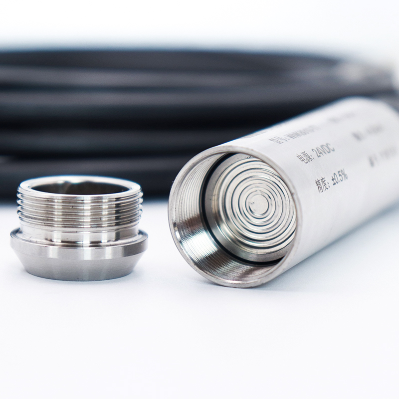 24VDC Submersible Level Sensor , IP68 RS485 Water Level Transmitter