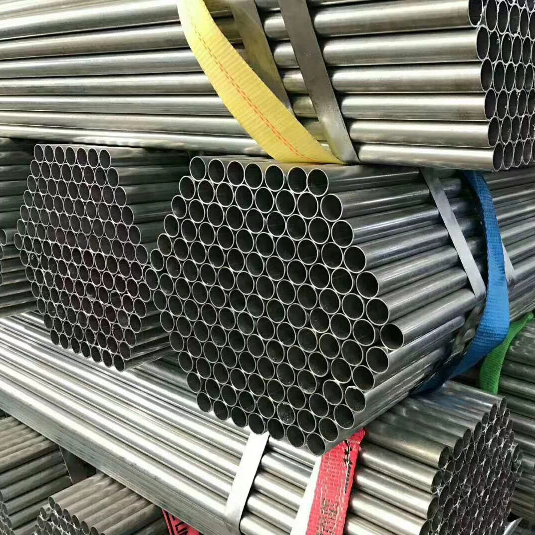 Hot Dip SPHC Galvanized Round Pipe DIN 300mm Erw Carbon Steel Pipe