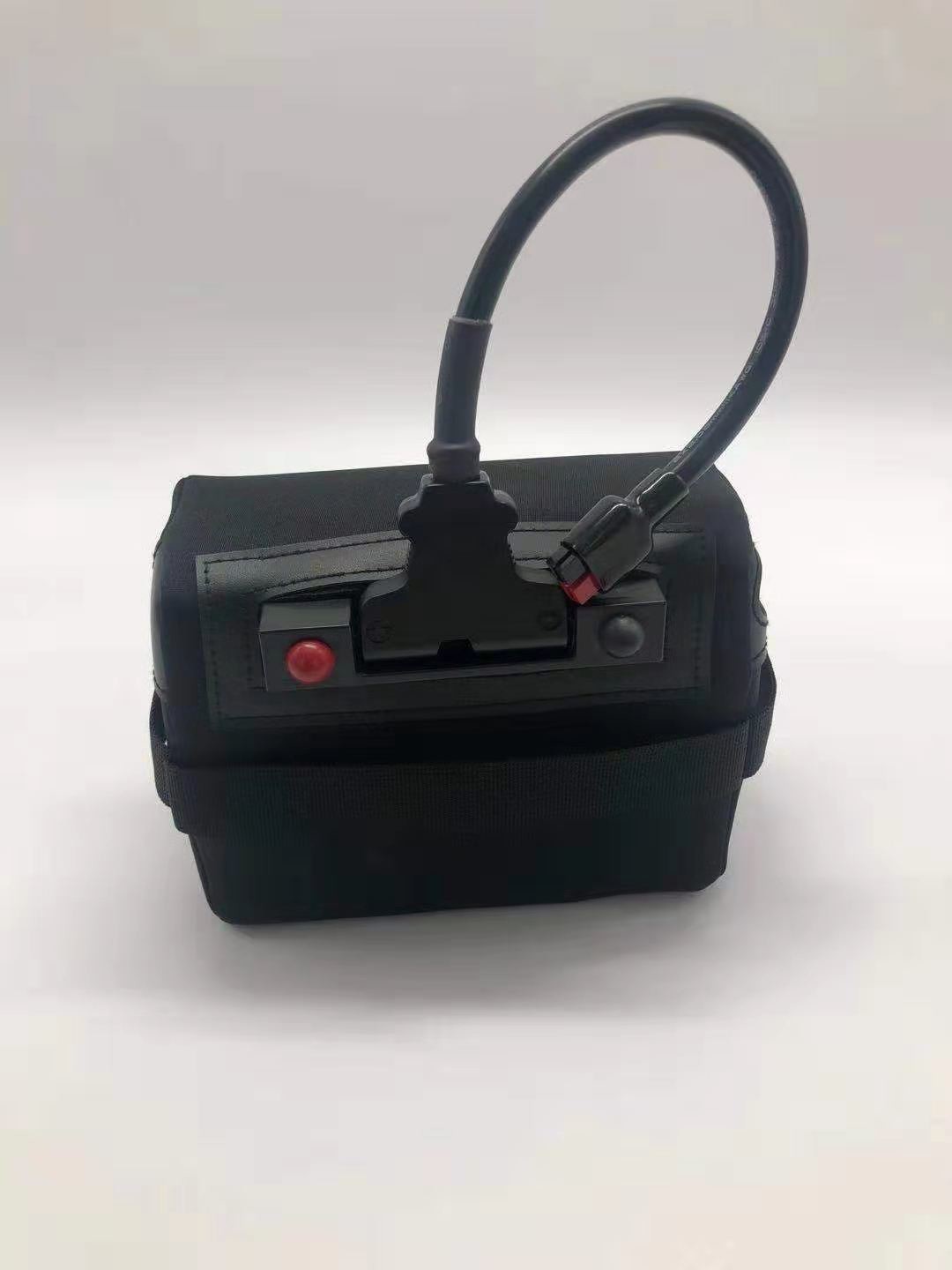 Replacement 14.8V Golf Trolley Batteries Electrical Powakaddy 36 Hole Lithium Battery 18650
