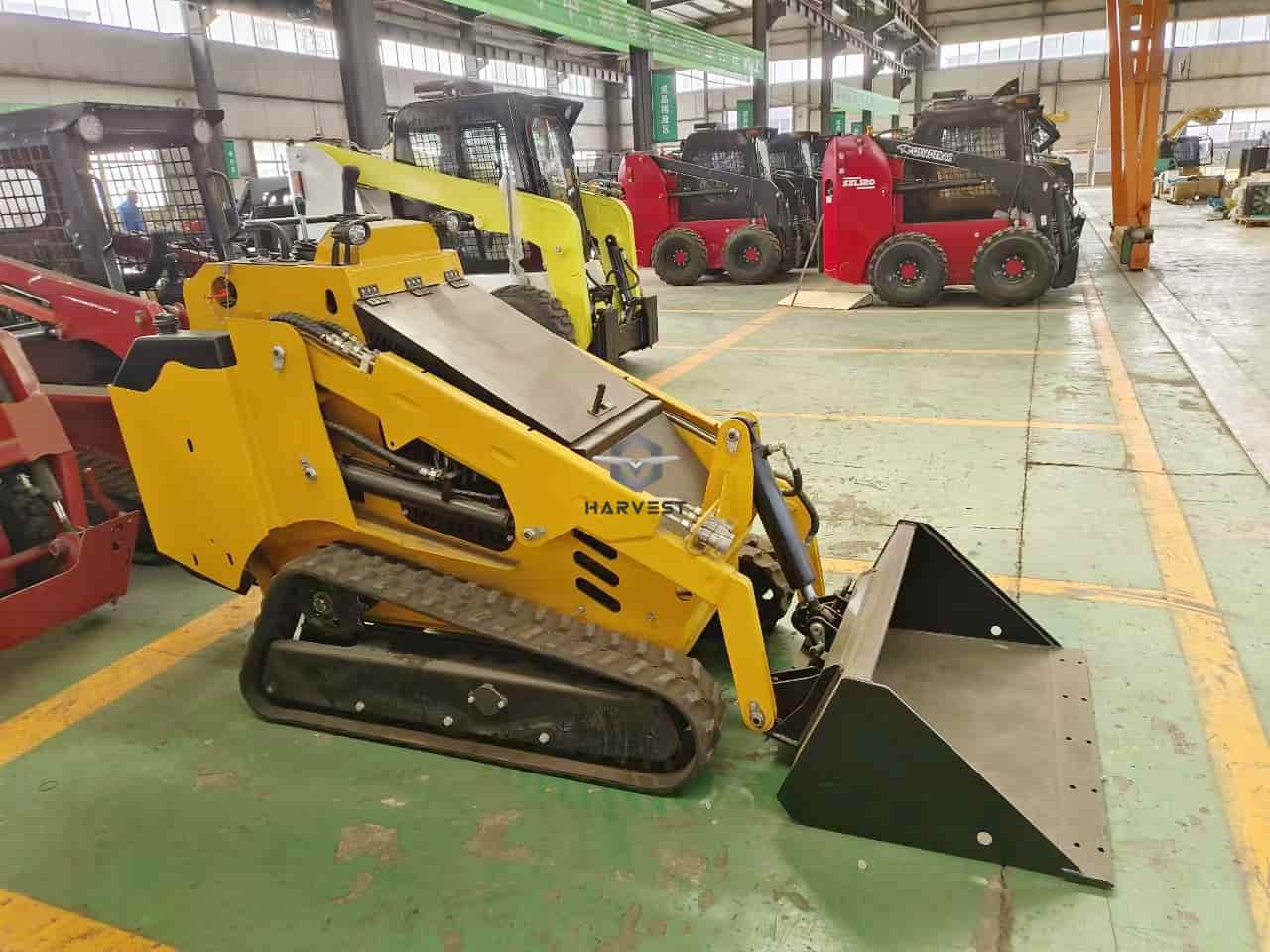 Stand-on Skid Steer Loader LY850 with 0.2m3 bucket & Kubota engine Hot Sale