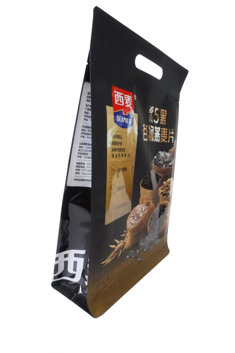 Safety Food Packaging Laminated Pouches For Oats Aluminum Foil Bag With Punch Handle