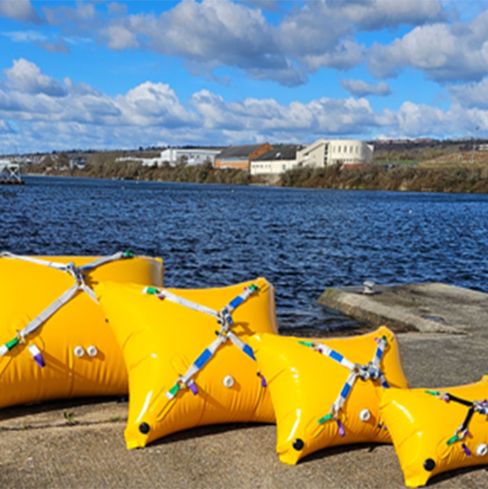Hf Welding Pvc Coated Fabric Boat Lift Airbags Enclosed Pillow Type