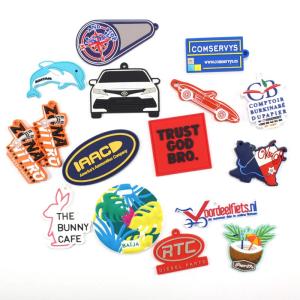 China Custom Logo Silicone Keychain Cartoon 2d 3d Soft Pvc Keychain Rubber Gift Key Chain wholesale