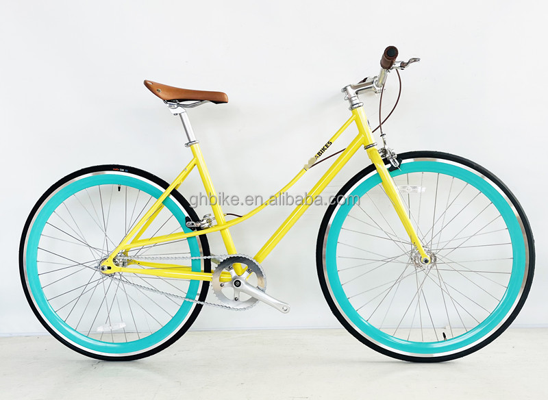 Ride in Style Men's Vintage Single Speed Bicycle with Steel Fork and Kenda 700C Tires