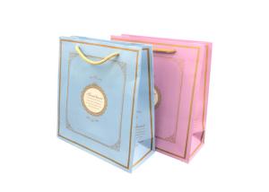 China Lovely Fancy Colorful Present Paper Bag / Cream Paper Gift Bags For Baby wholesale
