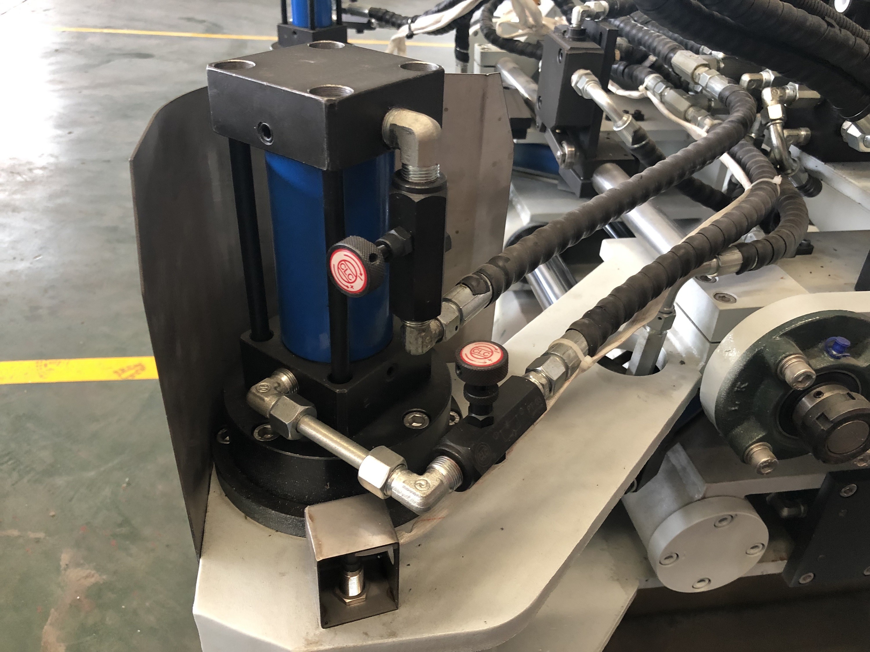 PLC Gravity Die Casting Machine For Brass Faucet Valve Casting