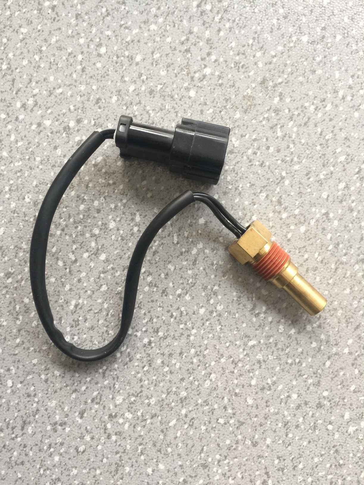 PART NO.: 14X-06-12180 / 7861-92-3320 SENSOR,WATER TEMPERATURE USE FOR KOMATSU BULLDOZER D85ESS-2A D65P-12