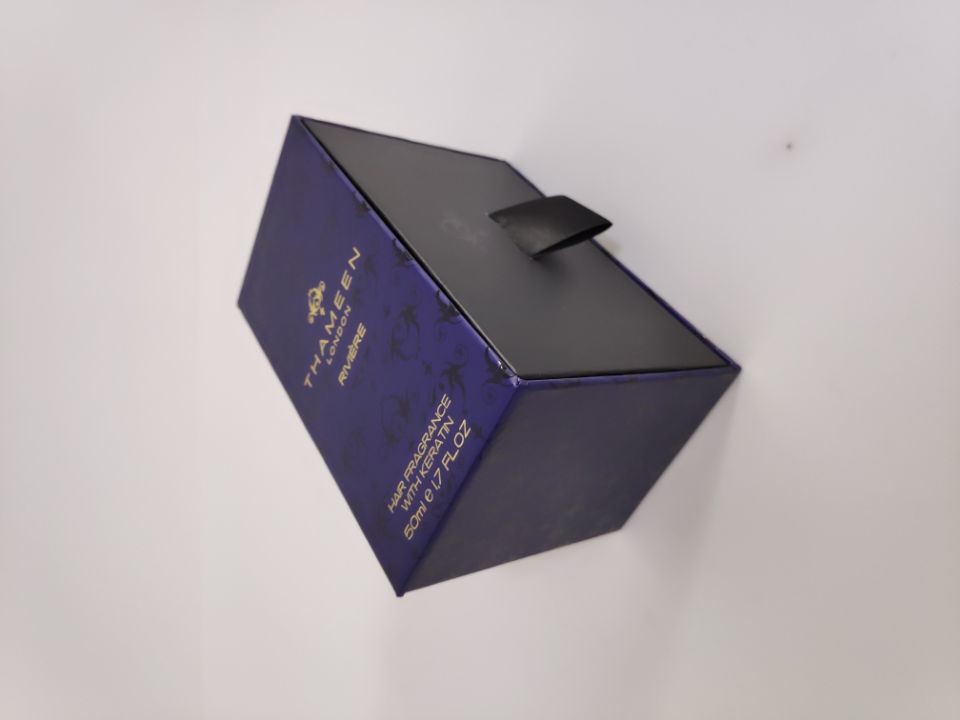 Quality special design rigid cardboard drawer pacakging box for gift with spot UV and velvet innertray