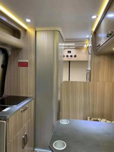 China PVC/ Glass Materical Roller Shutter for Kitchen Cabinets, Camping Car Rolling Door wholesale