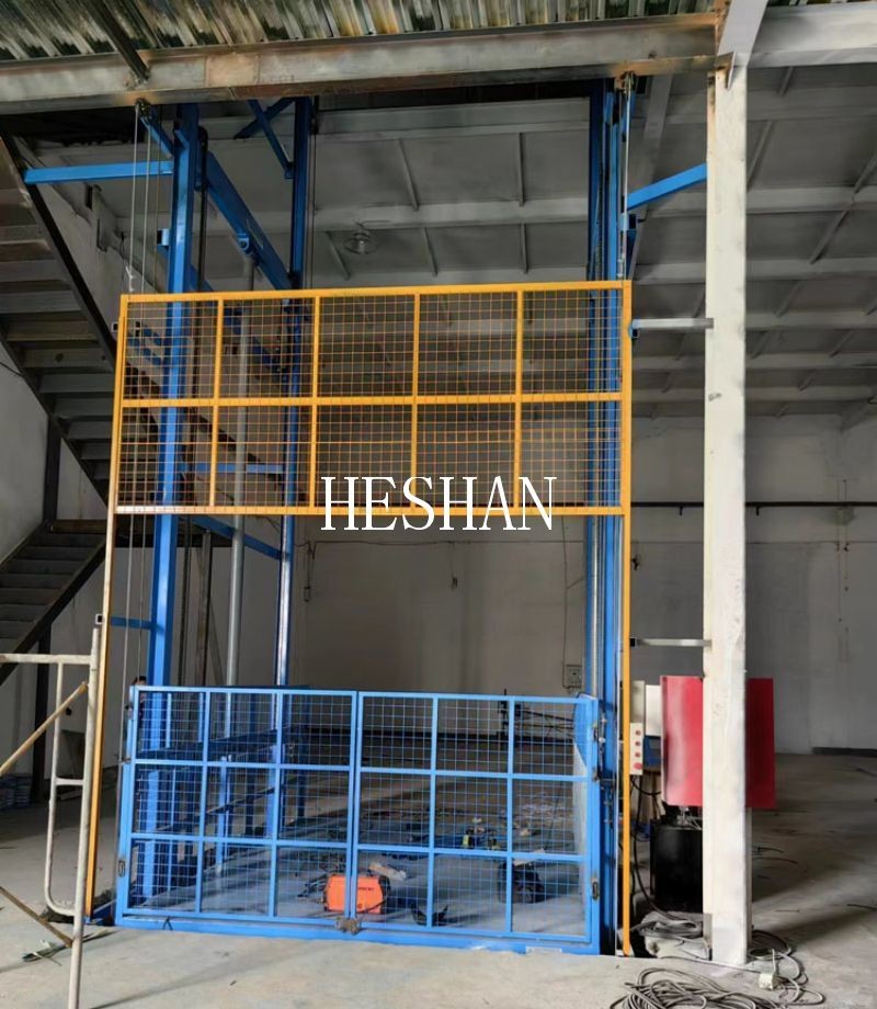 Warehouse Industrial Goods Lift Elevator Electric Hydraulic 2 Ton 3 Ton Load