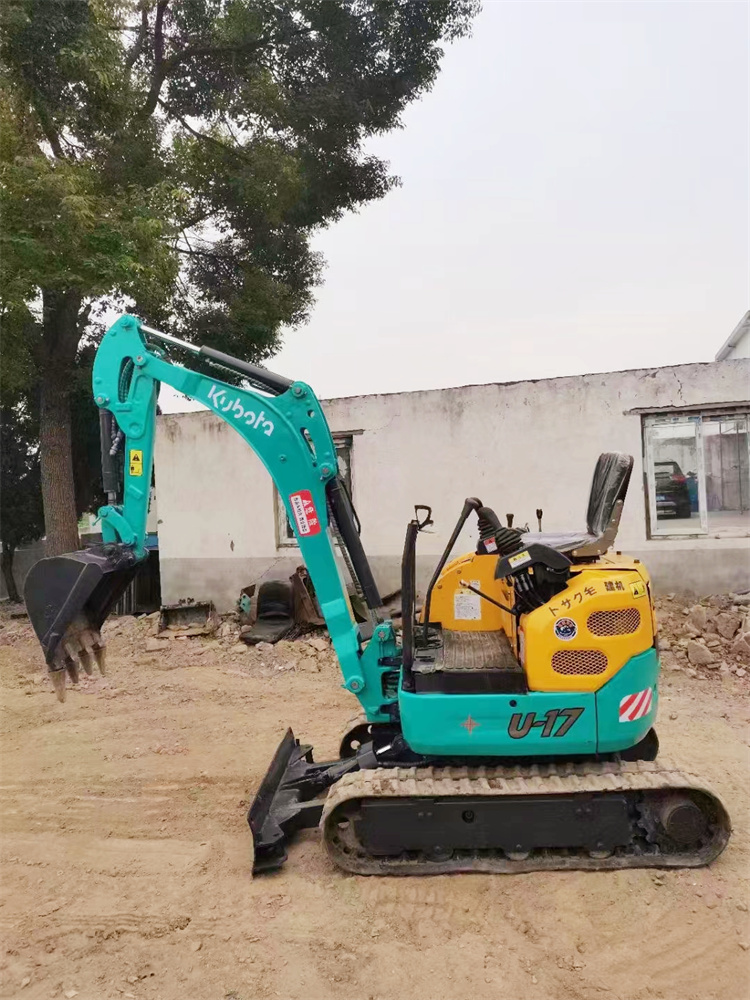 Original Hydraulic Cylinder Kubota U17 Mini Excavator 1-ton from Japan for Buyers