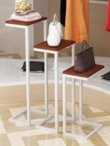 China Simple Modern Furniture Store Display Fixtures , Black Metal Cloth Display Stand wholesale