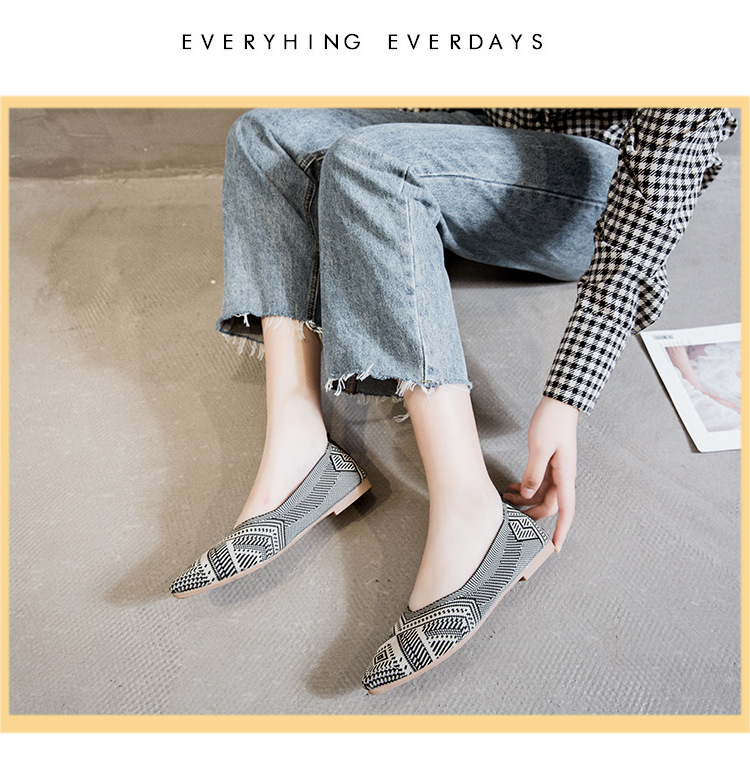 Hot Sale Lightweight Breathable Women's Shoes Pointed Toe Geometric Pattern Casual Flats