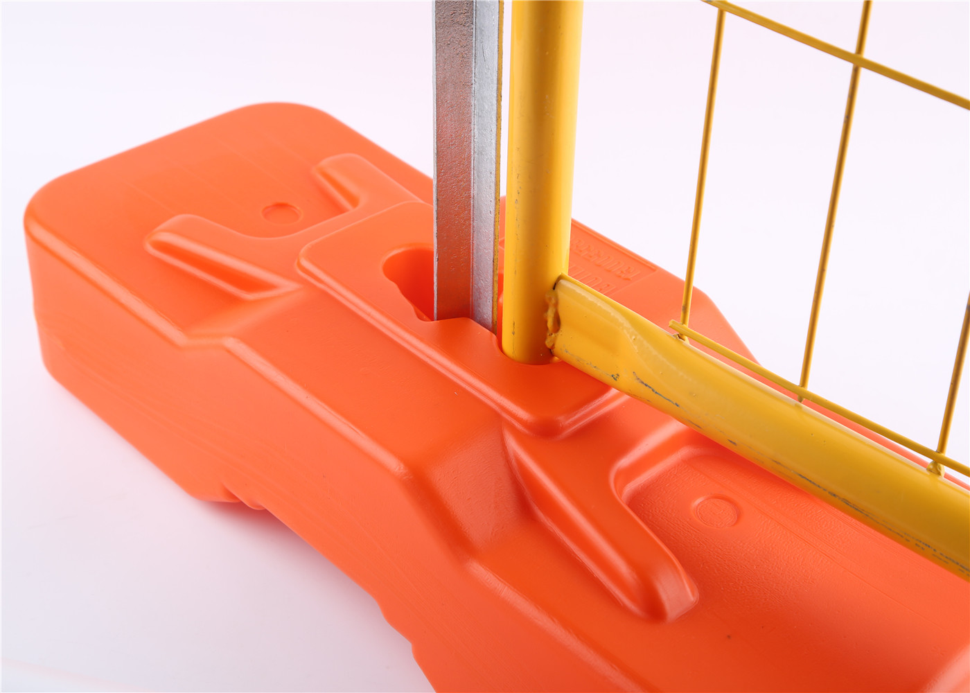 Orange Powder Coated Temporary Fence Panels O.D. 32mm/41mm Fortress Melbourne wall thick 1.5mm 2.1m x 2.4m