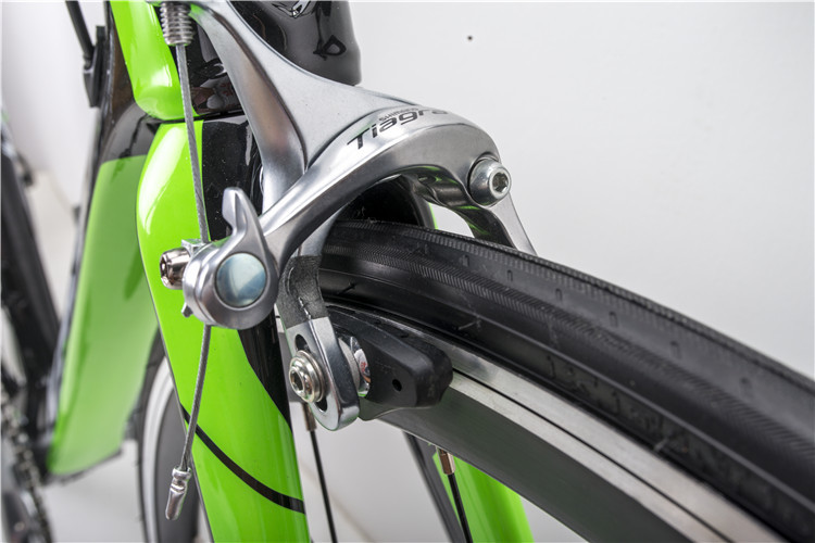 Factory price High grade fashion style colorful carbon fiber 27 inch 700C road bike/bicycle for sale made in China