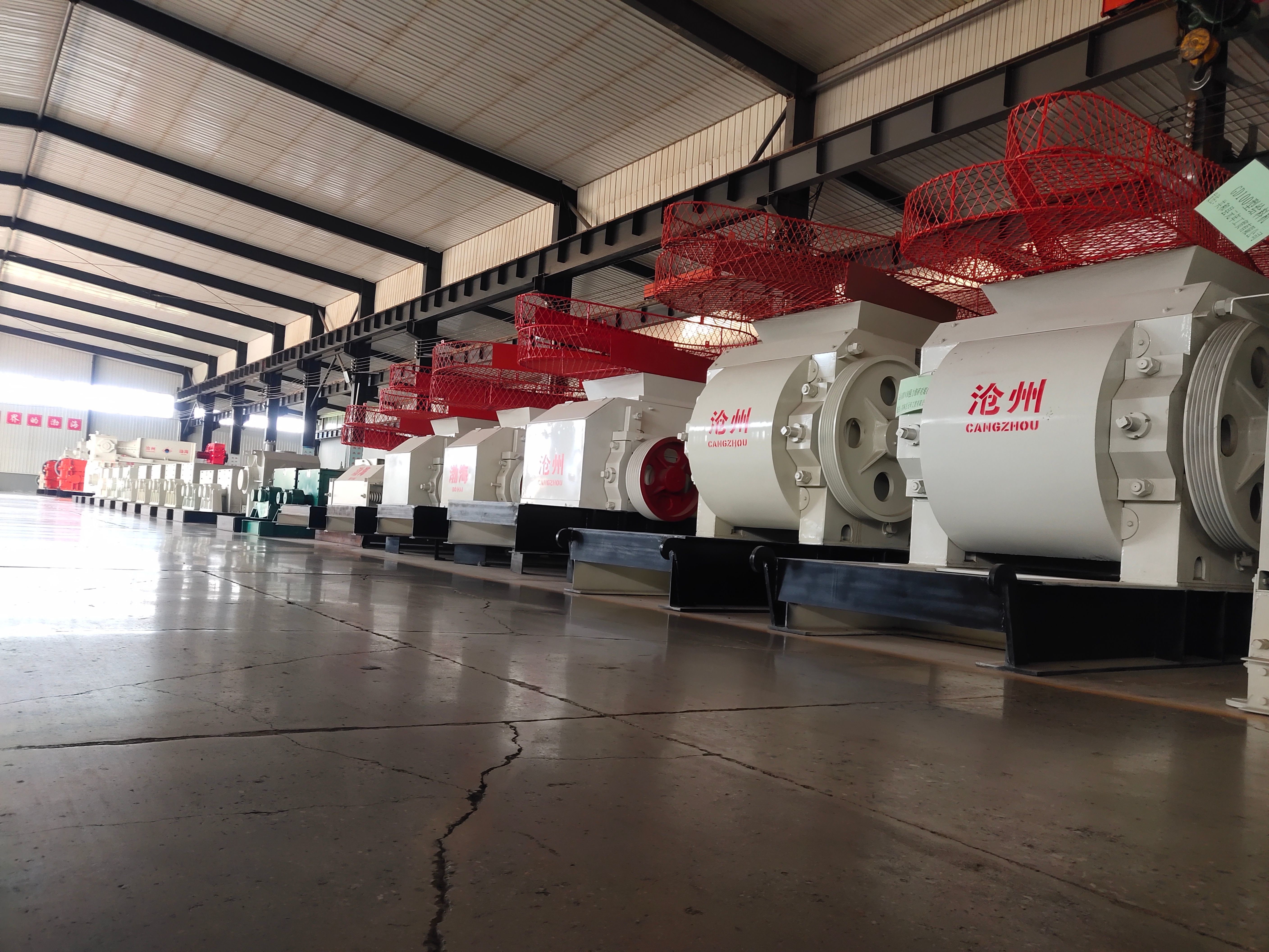 Strength Crushing Particle Roller Crusher Machine Manufacturers