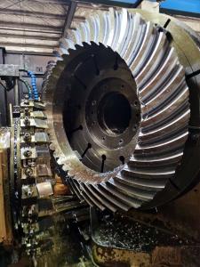 China Spiral Bevel Gear Teeth Cutting Material Alloy Steel AISI 8620 wholesale