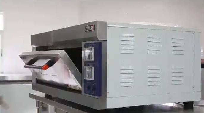 Mechanical Gas Oven For Baking With Timing Control Adjustable Temperature 20 ~ 400°C